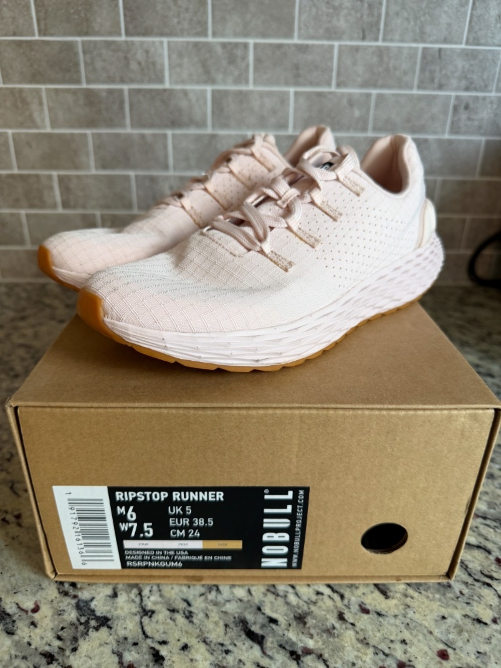 NOBULL Ripstop Runner W7.5 Pink - Picture 5 of 8